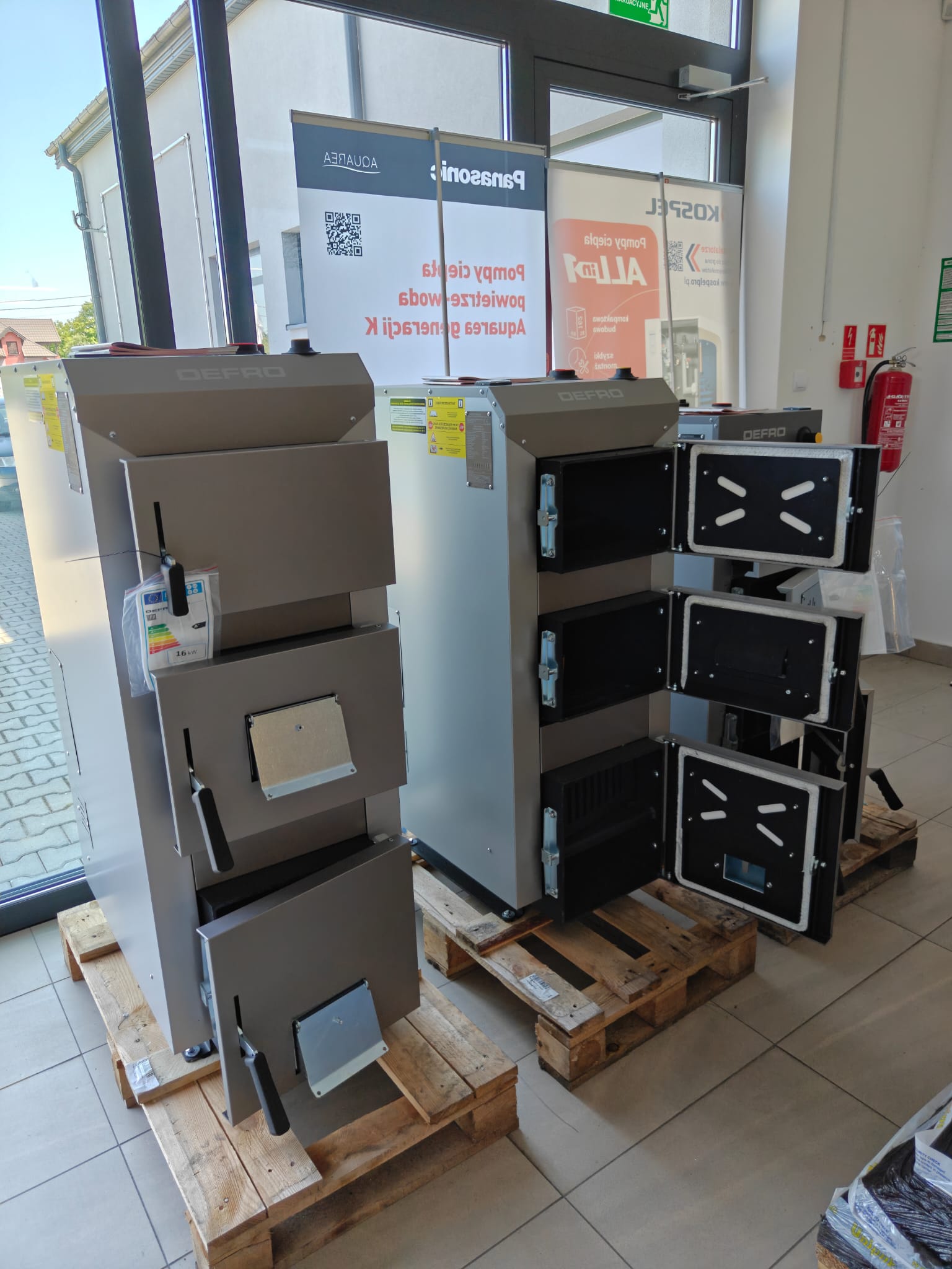Strefa obsługi instalatorów w hurtowni Hydro Instal przy ul. Wojska Polskiego 69